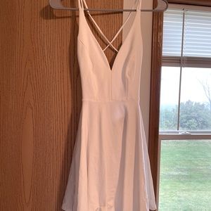 Lulus white skater dress. Size xs. Never worn.